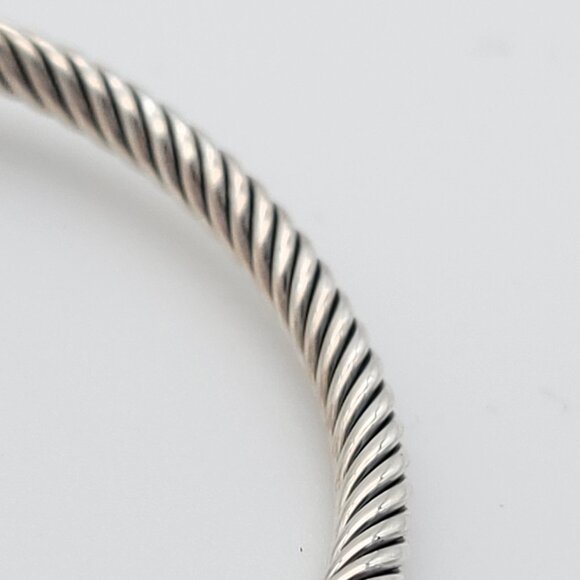 DAVID YURMAN Sterling Silver Classic Cable Hoop Earrings 1.5 inch with Pouch - Picture 6 of 9